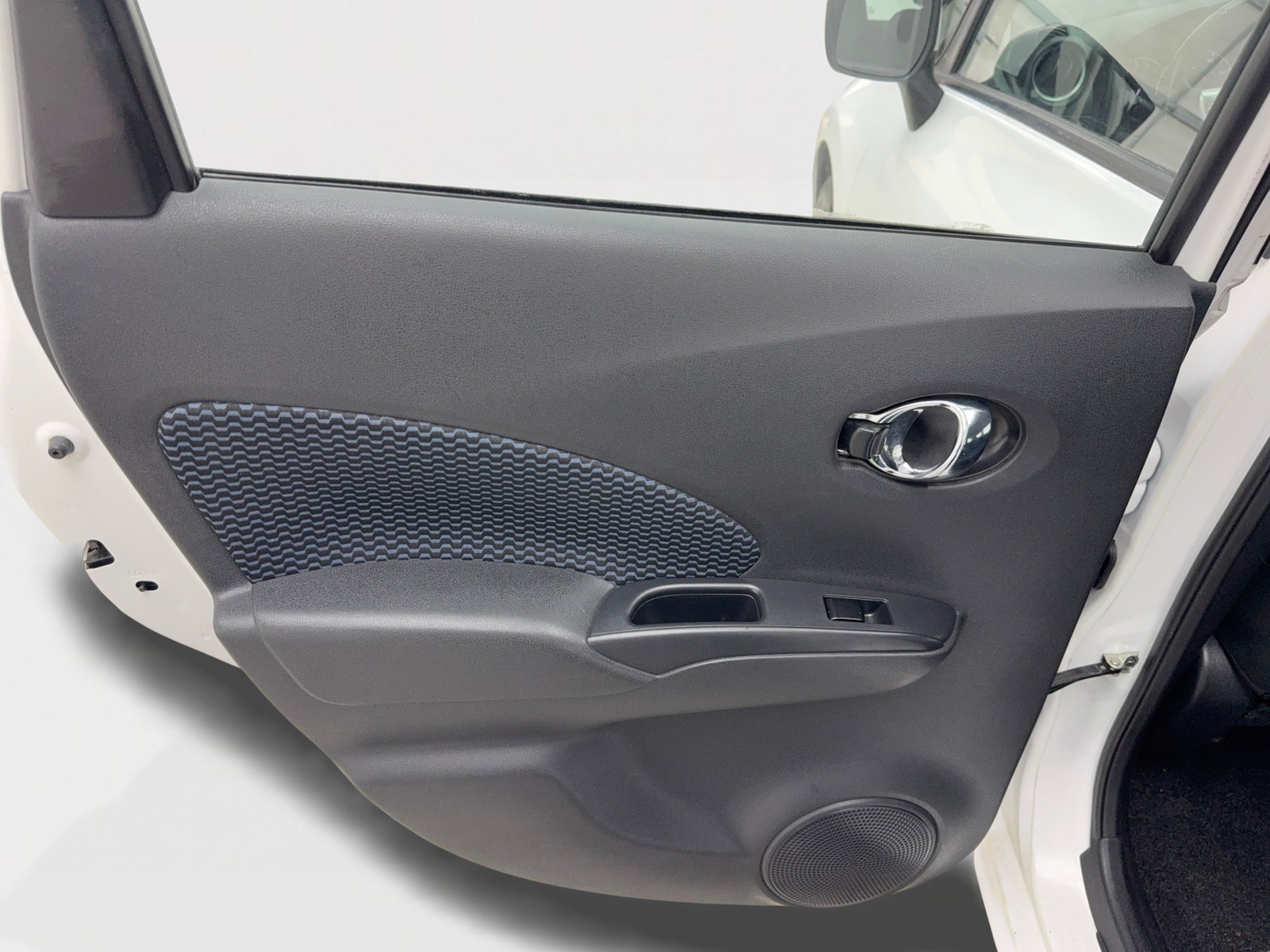 Used 2019 Nissan Versa Note SV FWD image 43