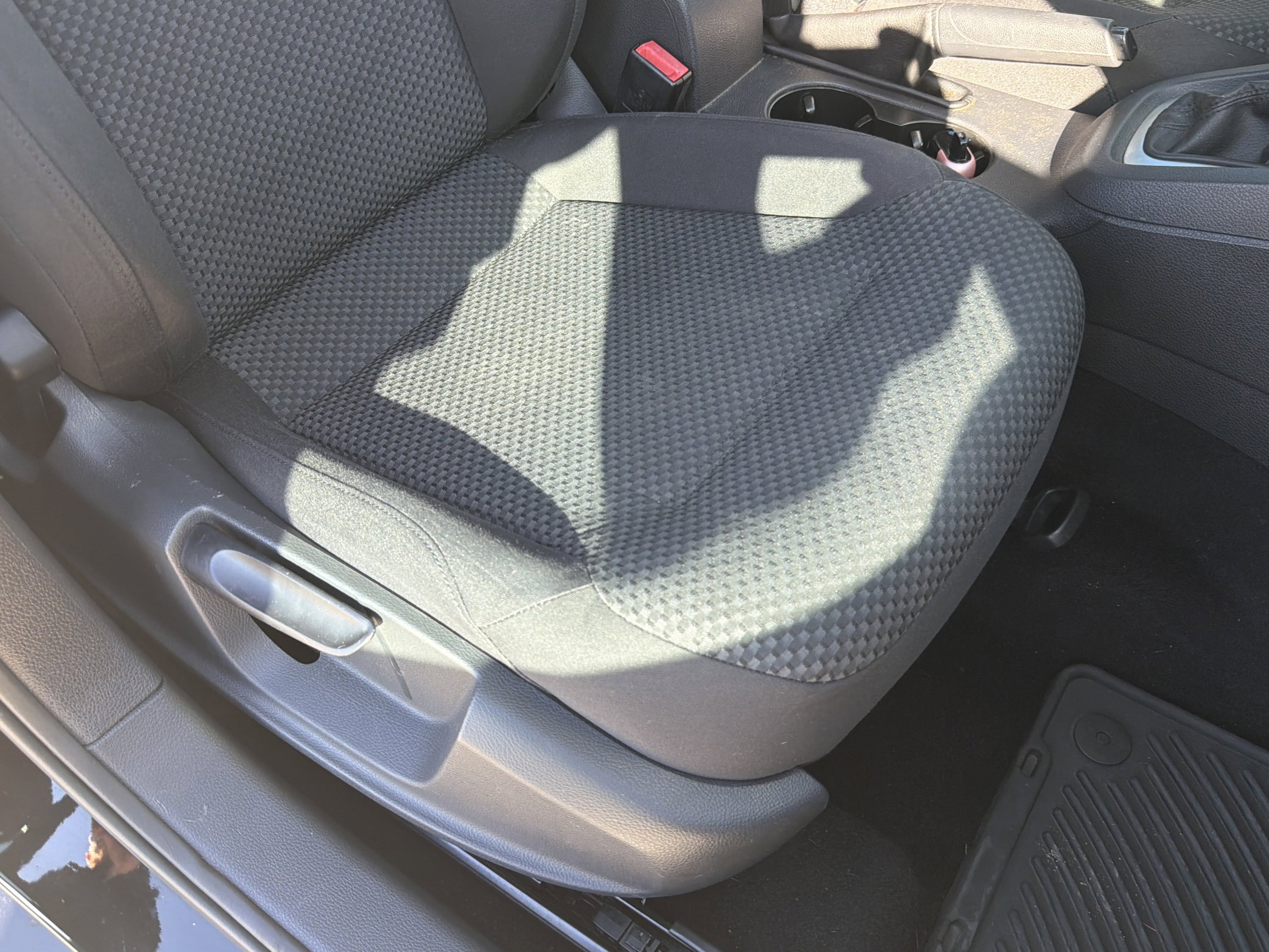 Used 2014 Volkswagen Jetta S image 42