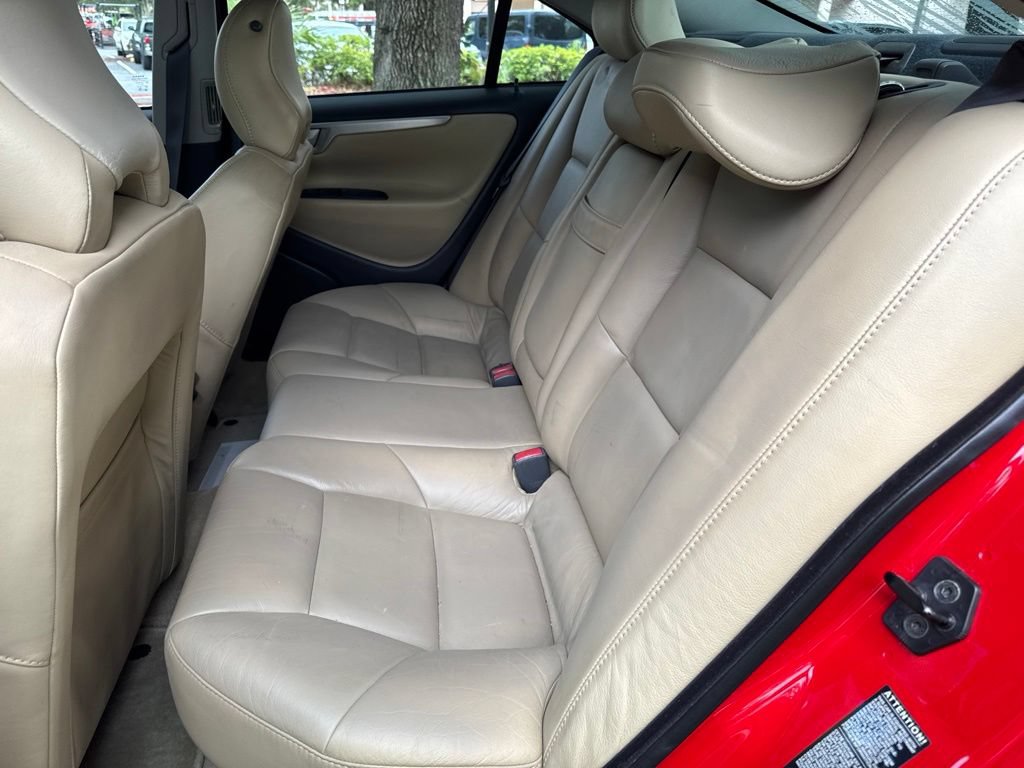 Used 2004 Volvo S60 R AWD/4WD image 12