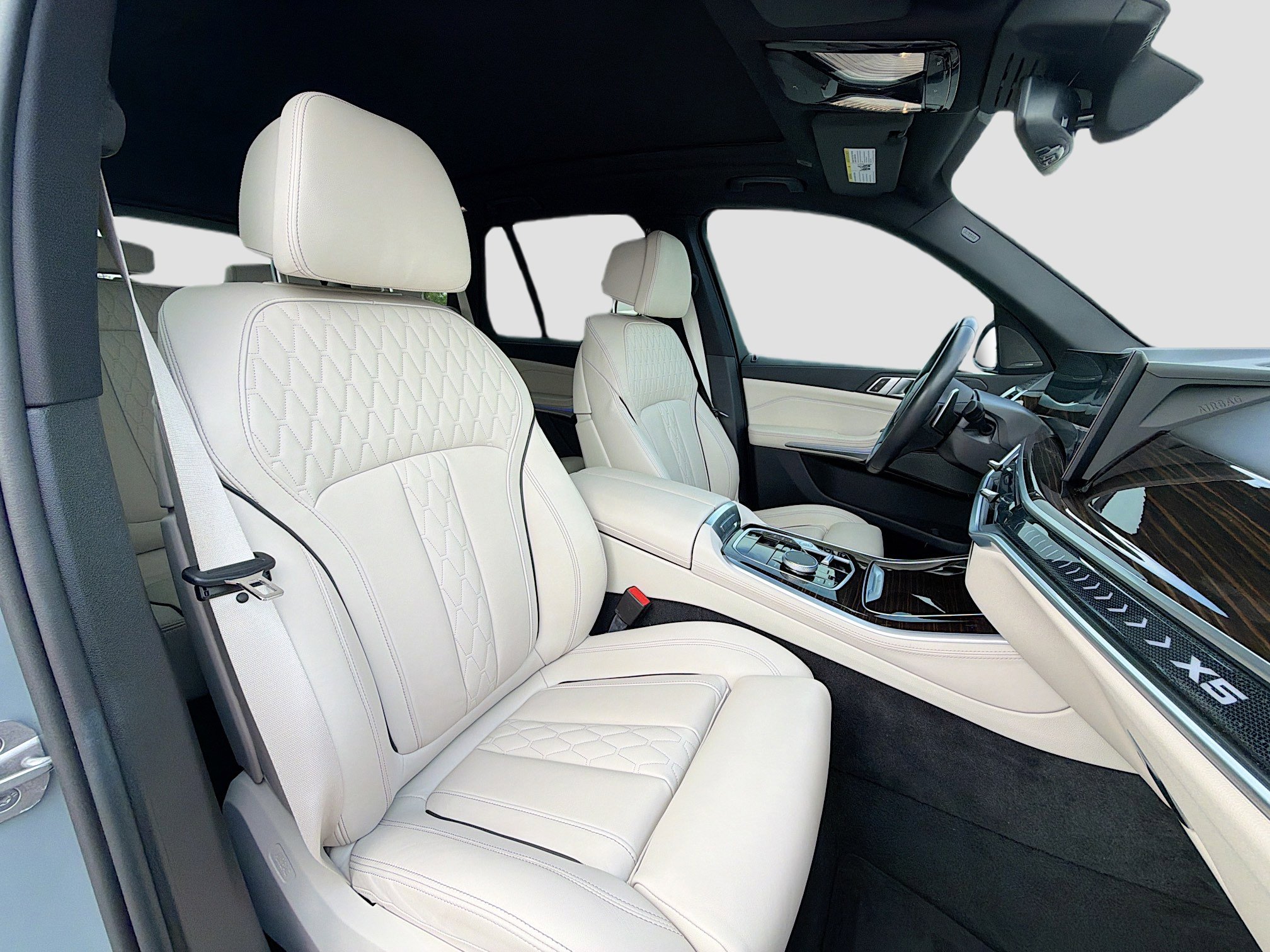 Used 2024 BMW X5 sDrive40i w/ M Sport Package image 15