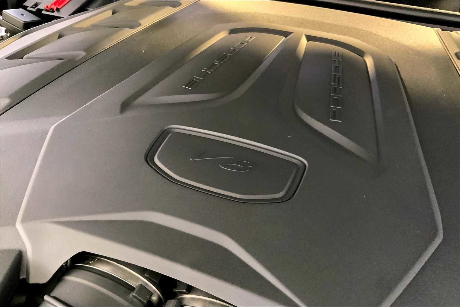 New 2026 Porsche Cayenne GTS image 22