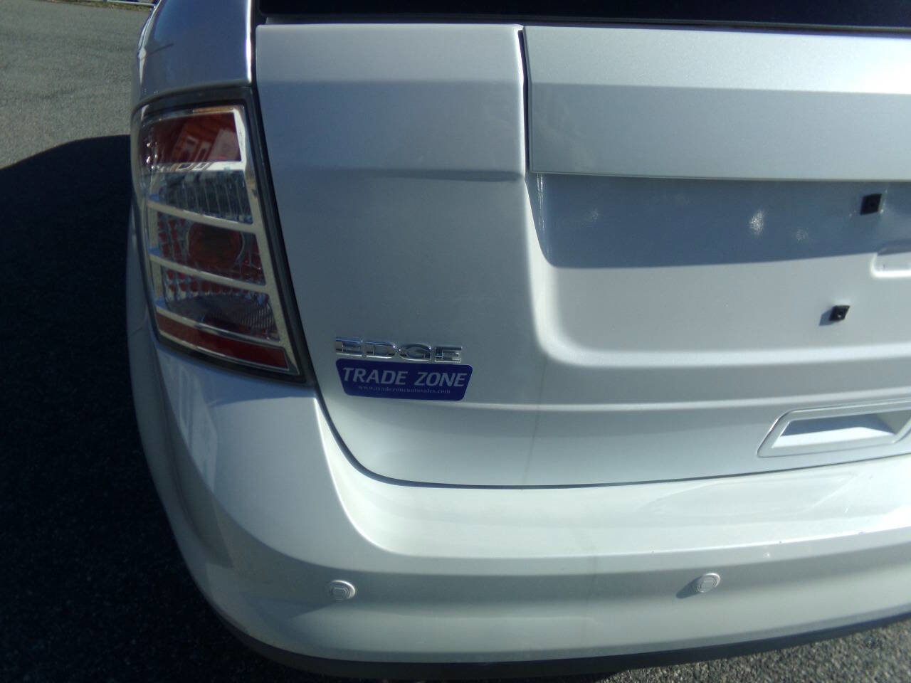Used 2010 Ford Edge Limited AWD/4WD image 9