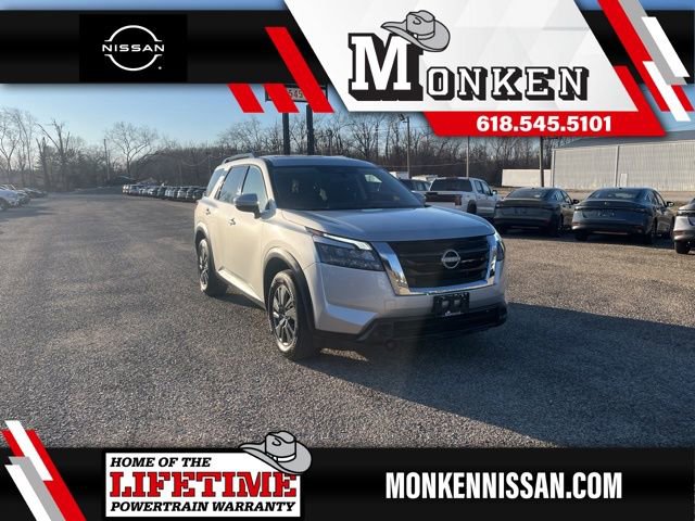 Used 2025 Nissan Pathfinder SV