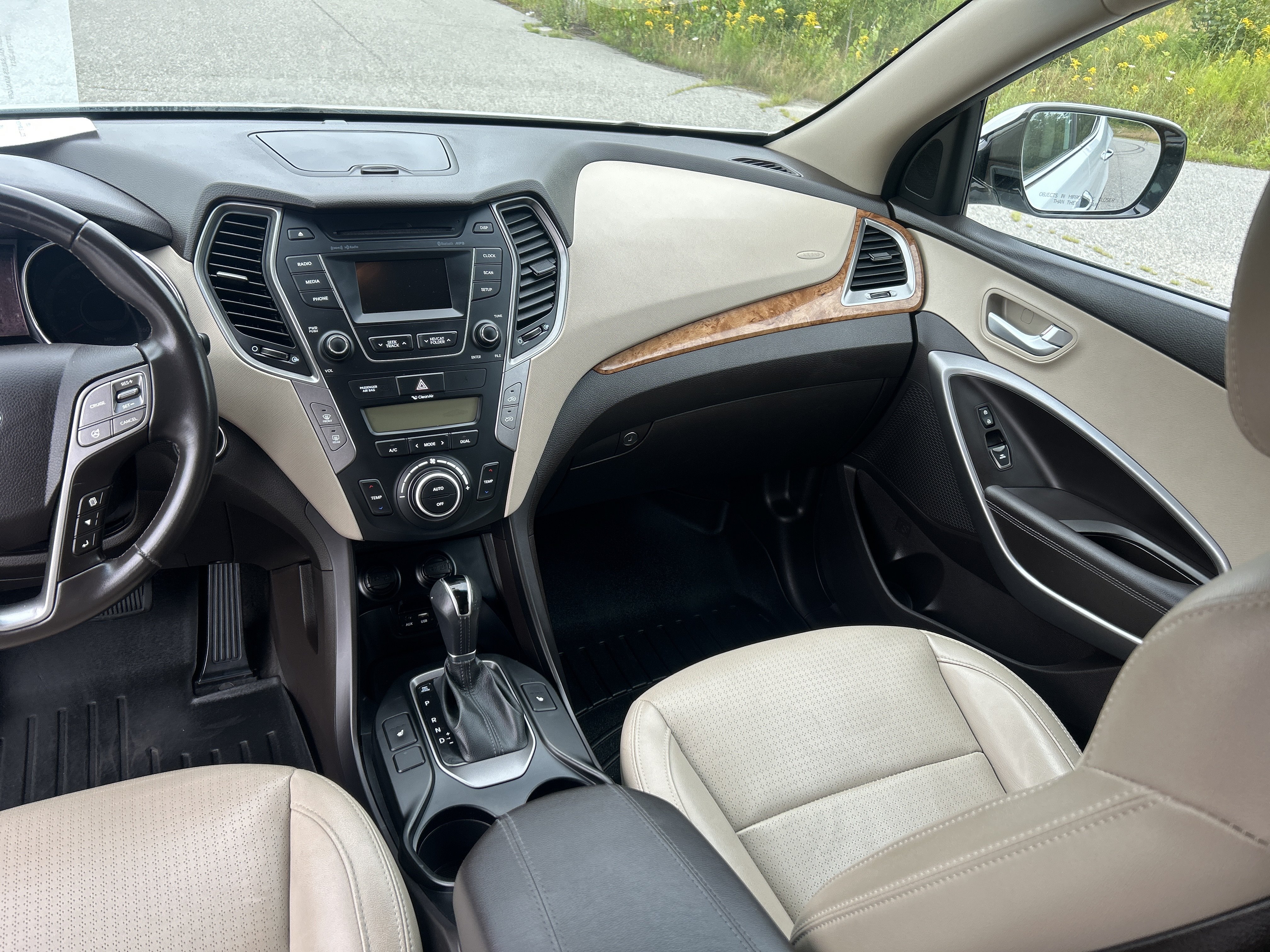 Used 2016 Hyundai Santa Fe Sport 2.0T AWD/4WD image 19