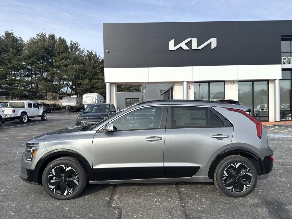 New 2025 Kia Niro Wind w/ Wind Preserve Package image 2