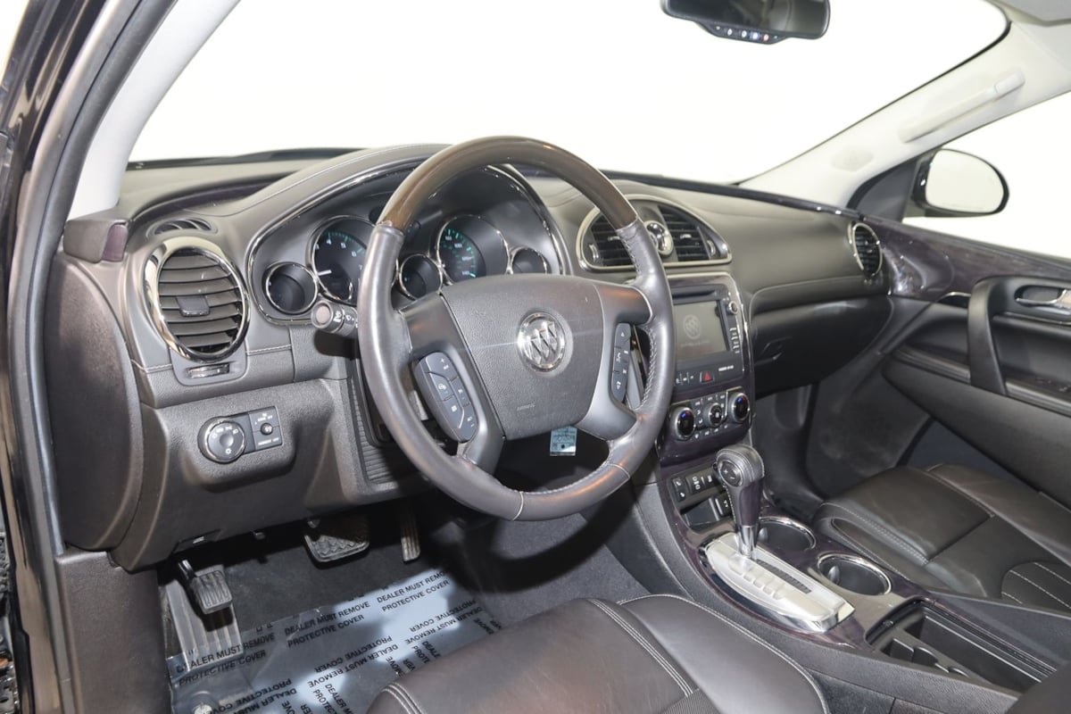 Used 2017 Buick Enclave Leather FWD image 25