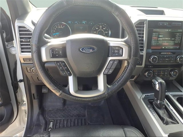 Used 2015 Ford F150 Lariat image 5