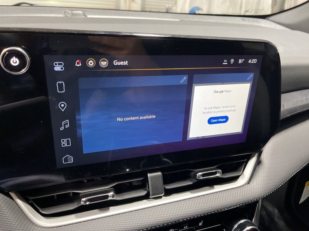 New 2026 Chevrolet Equinox LT w/ Safety and Technology Package FWD image 33