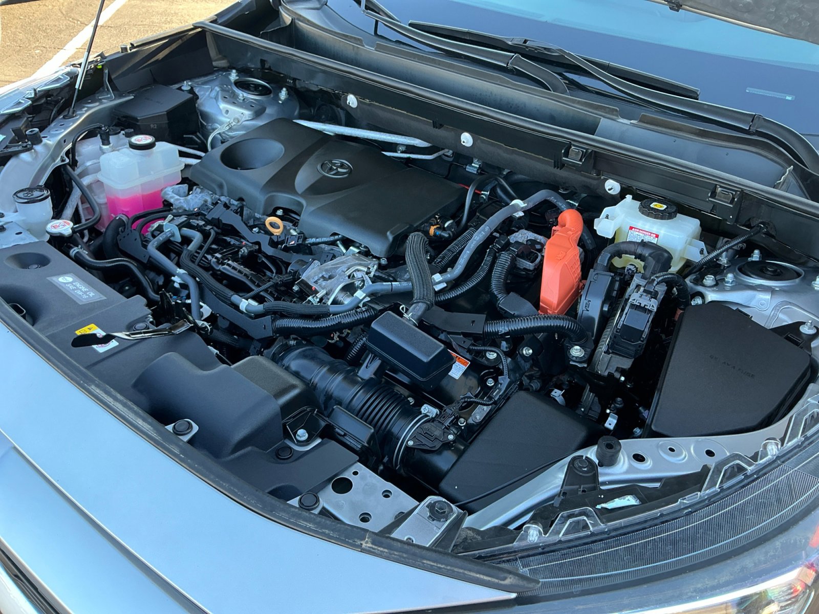 Used 2021 Toyota RAV4 XLE w/ Carpet Mat Package (TMS) image 22