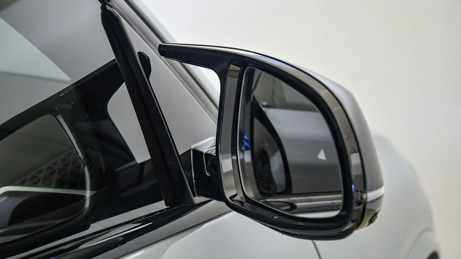 New 2026 BMW X5 M Competition w/ Executive Package image 27