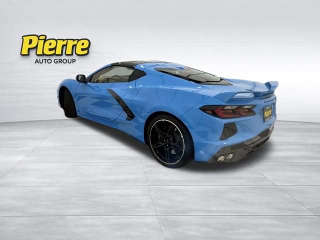 Used 2022 Chevrolet Corvette Stingray Premium Cpe w/ Z51 Performance Package image 2