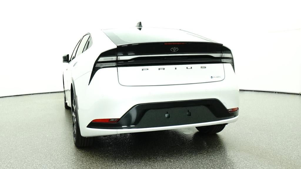 New 2026 Toyota Prius Plug-In Hybrid FWD image 22