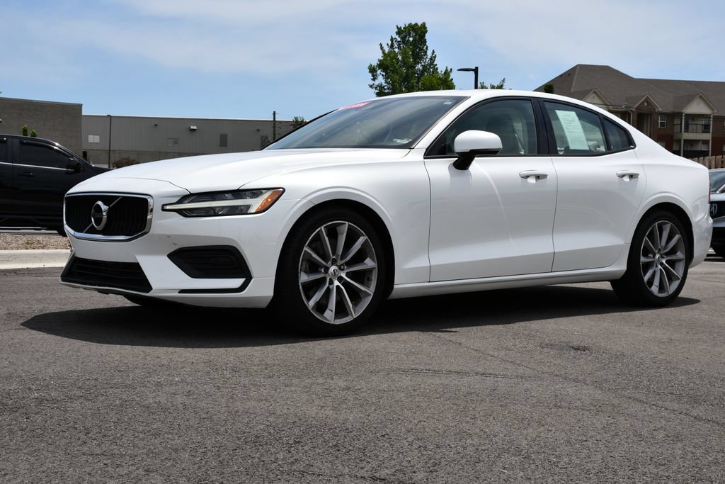 Used 2020 Volvo S60 T6 Momentum w/ Premium Package AWD/4WD image 3