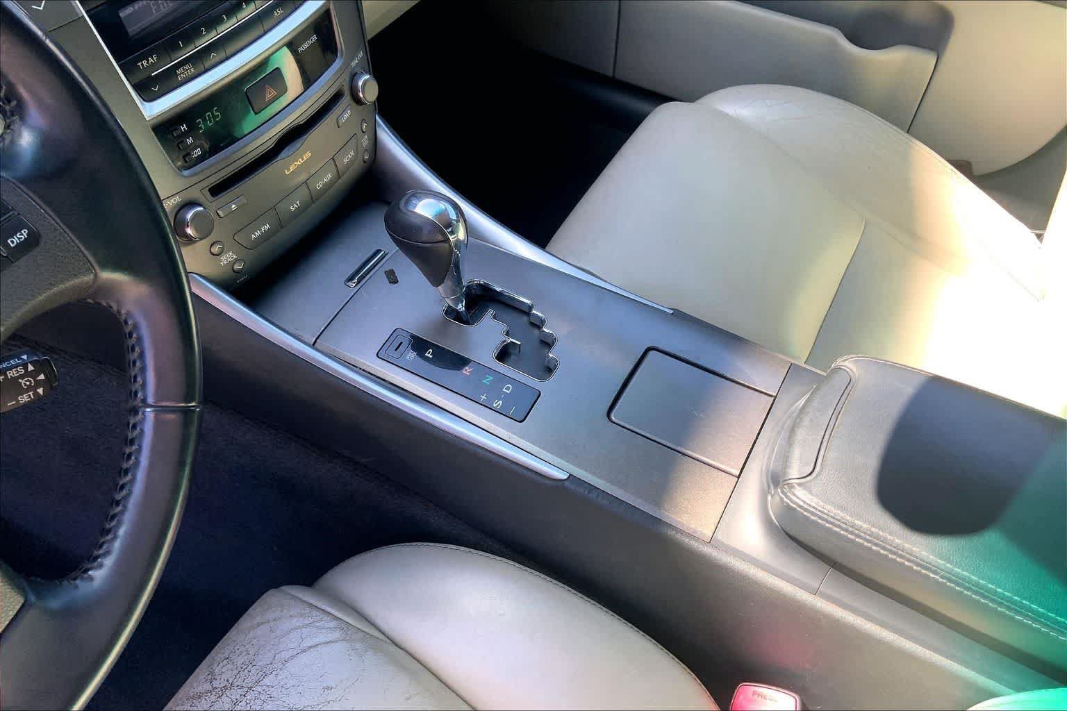 Used 2010 Lexus IS 250 RWD image 16