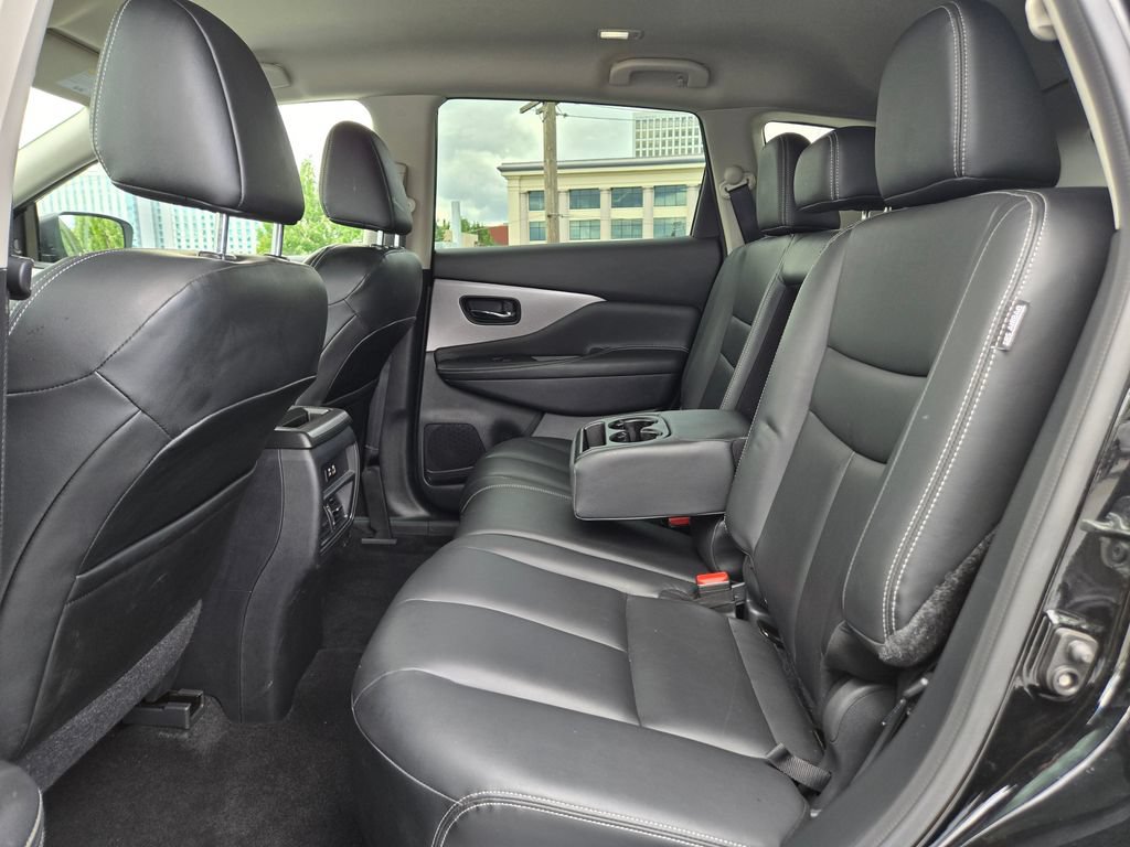 Used 2023 Nissan Murano SV w/ SV Midnight Edition Package AWD/4WD image 16