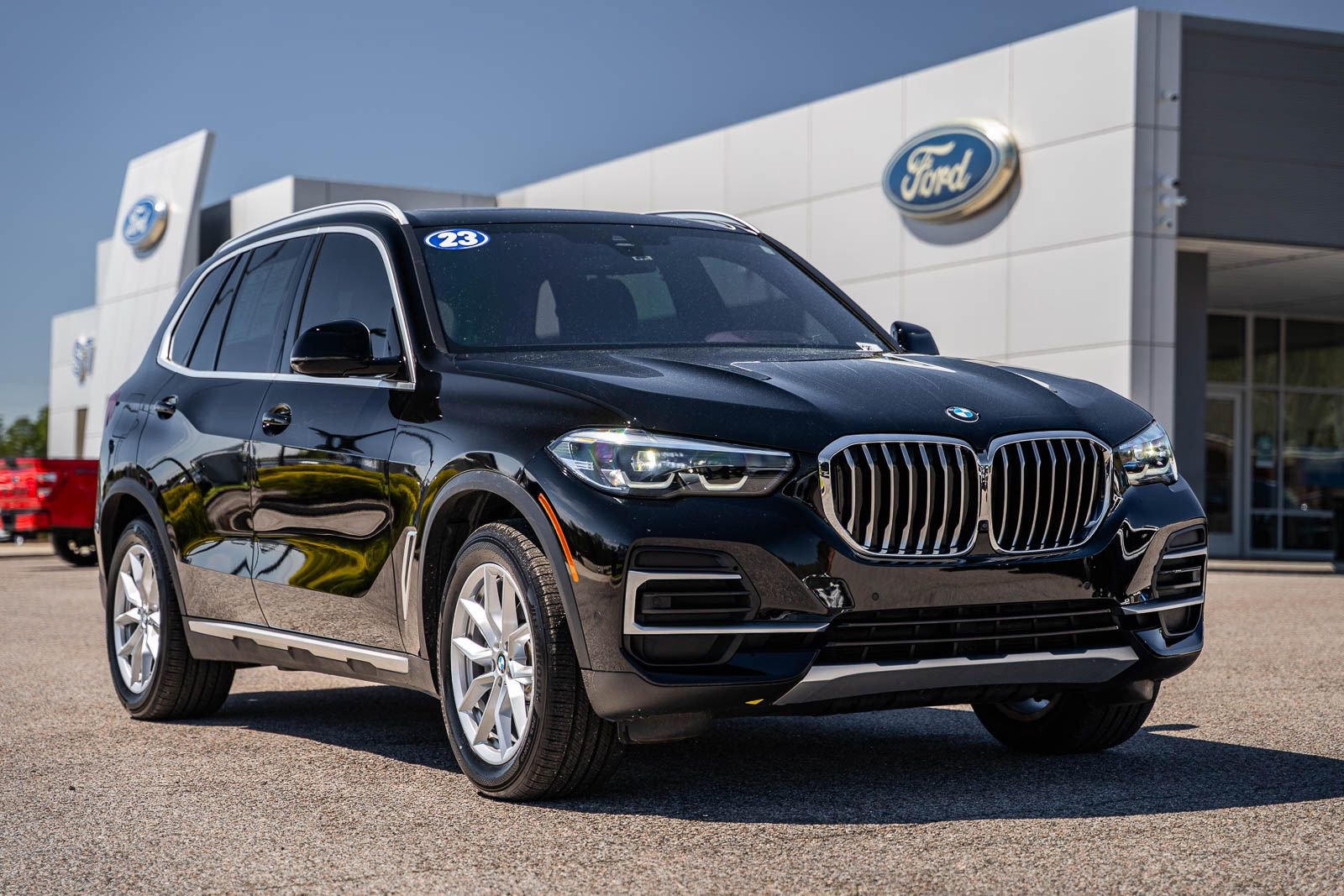 Used 2023 BMW X5 xDrive40i w/ Premium Package AWD/4WD image 1