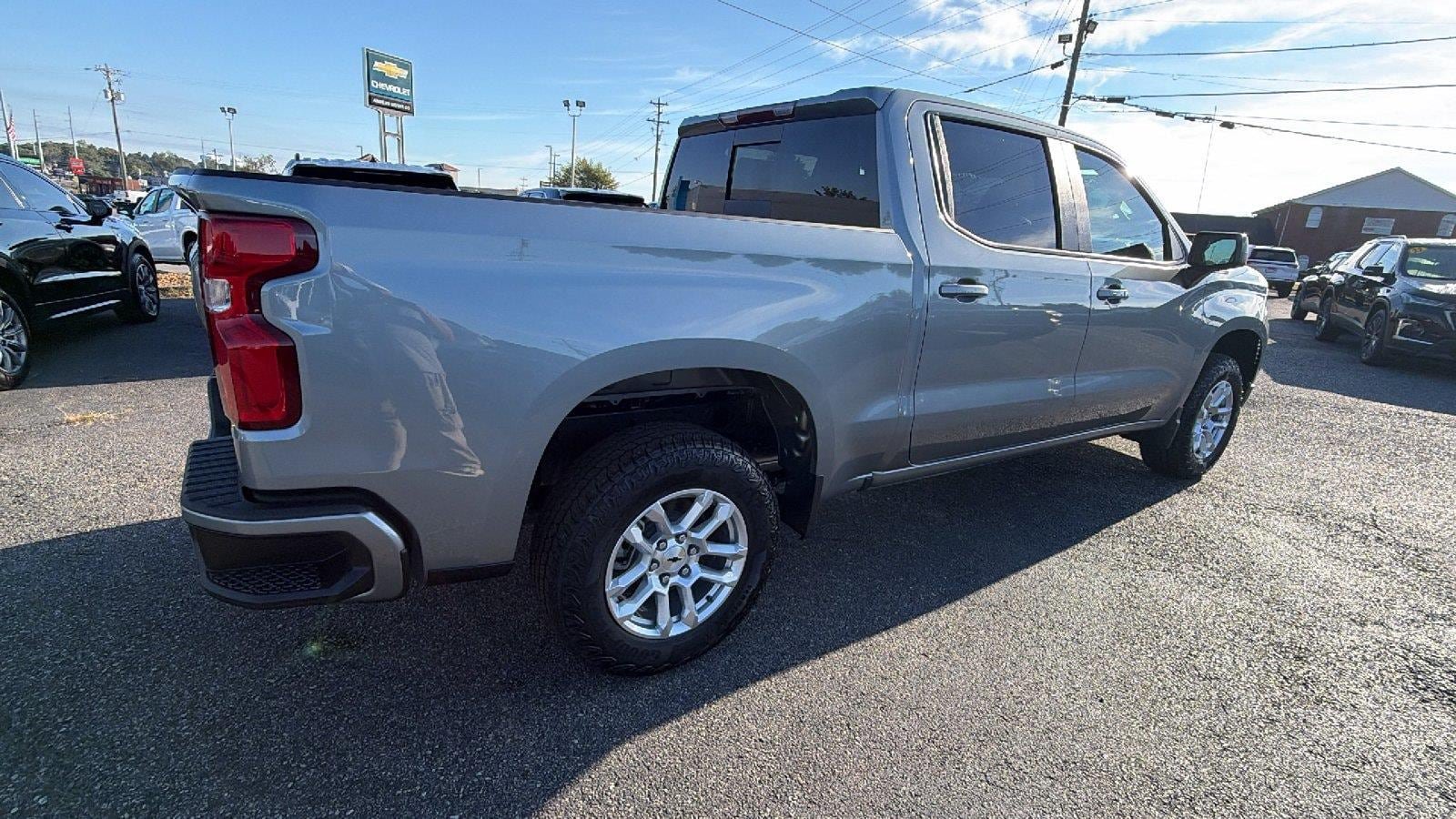 New 2026 Chevrolet Silverado 1500 RST w/ Convenience Package II AWD/4WD image 8