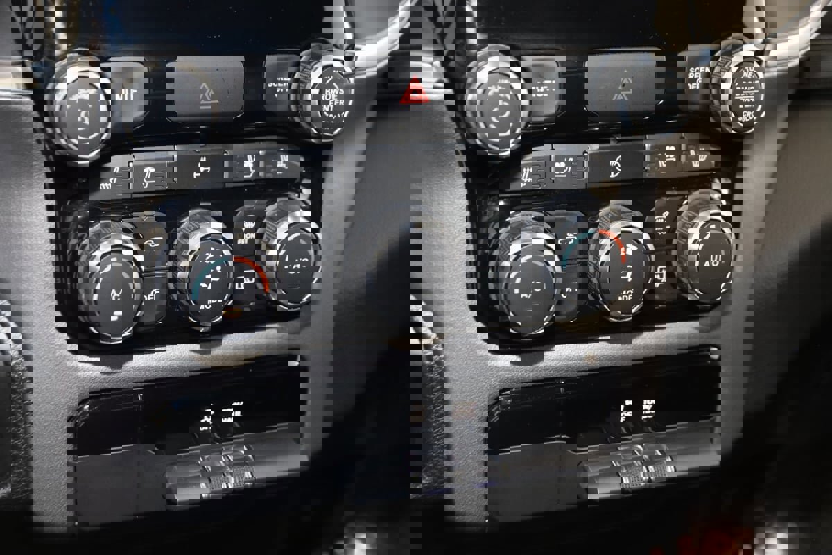 Used 2024 RAM 1500 Laramie image 22