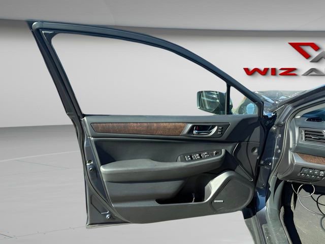 Used 2017 Subaru Outback 2.5i Limited image 11