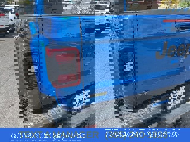 Used 2023 Jeep Gladiator Overland image 5