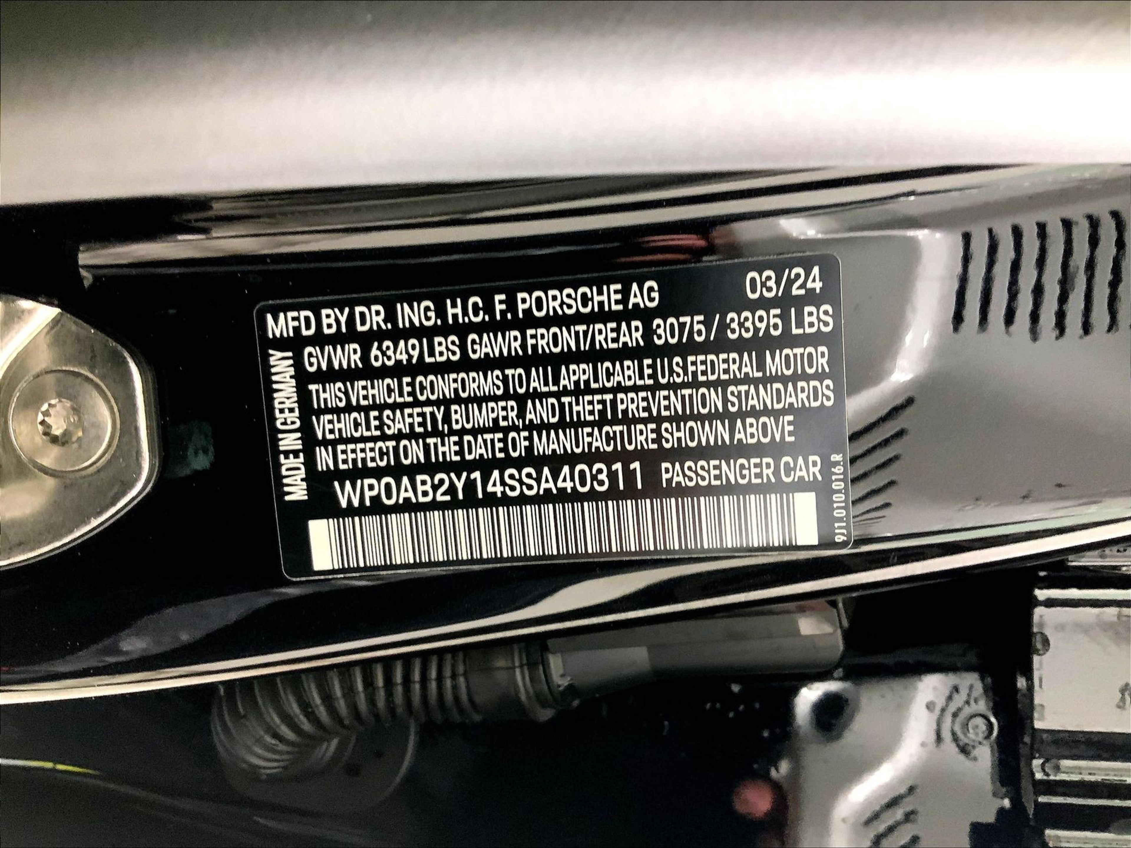 Used 2025 Porsche Taycan 4S AWD/4WD image 18