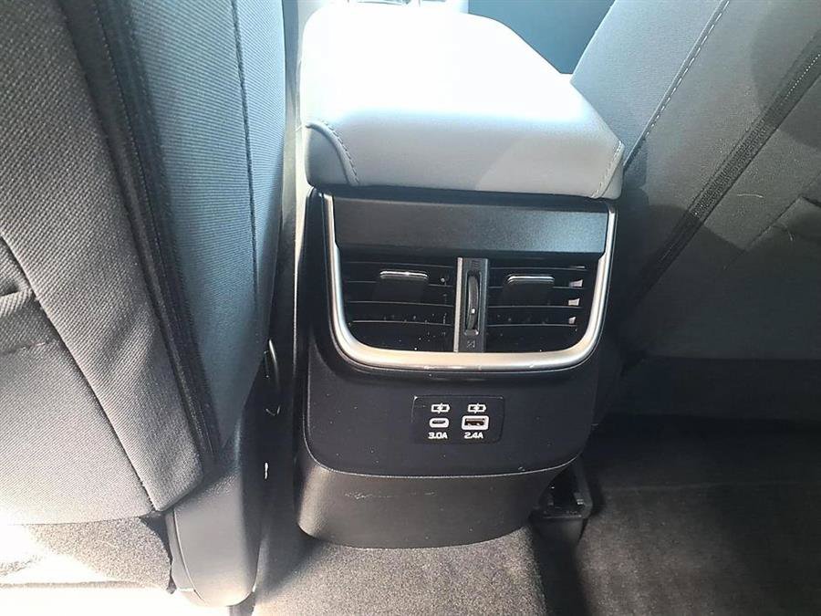 Used 2023 Subaru Outback Premium AWD/4WD image 13
