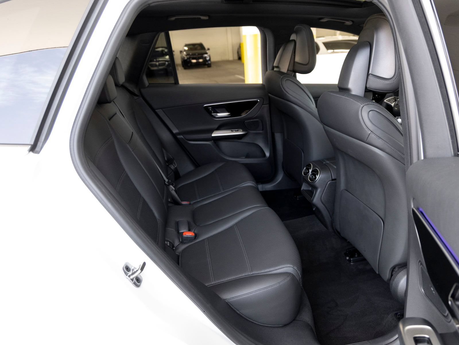 Certified 2026 Mercedes-Benz GLC 300 image 24