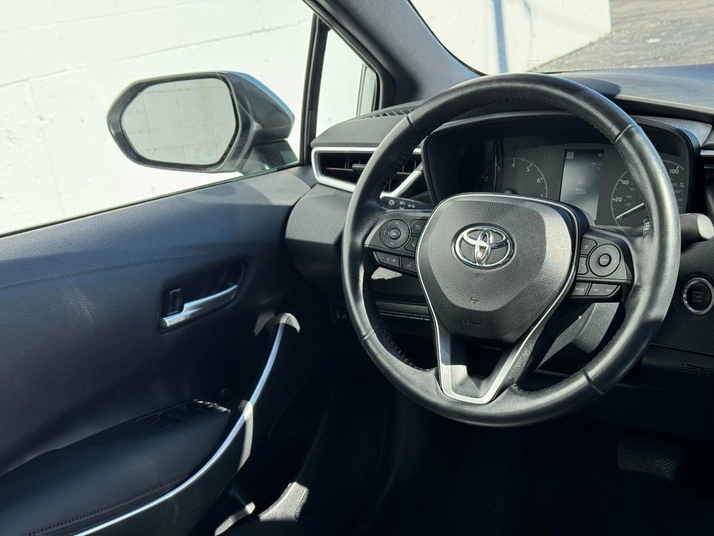 Used 2024 Toyota Corolla SE image 12