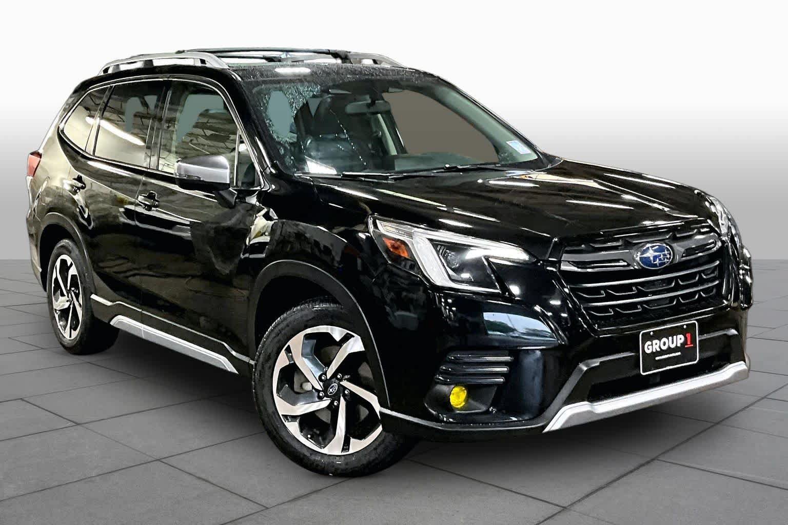 Used 2022 Subaru Forester Touring AWD/4WD image 3