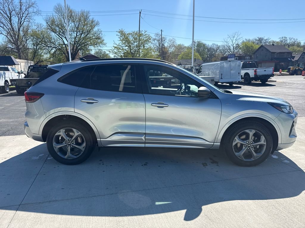 Used 2023 Ford Escape ST-Line w/ Tech Pack #1 image 6