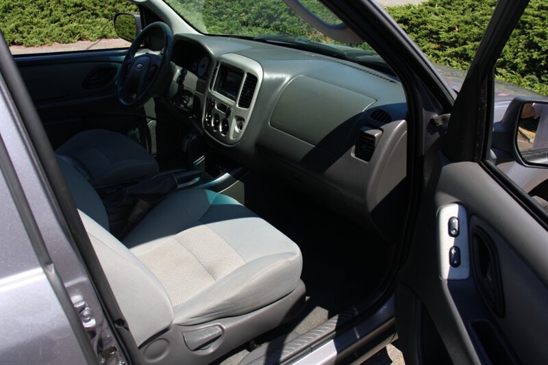 Used 2007 Ford Escape XLT AWD/4WD image 13