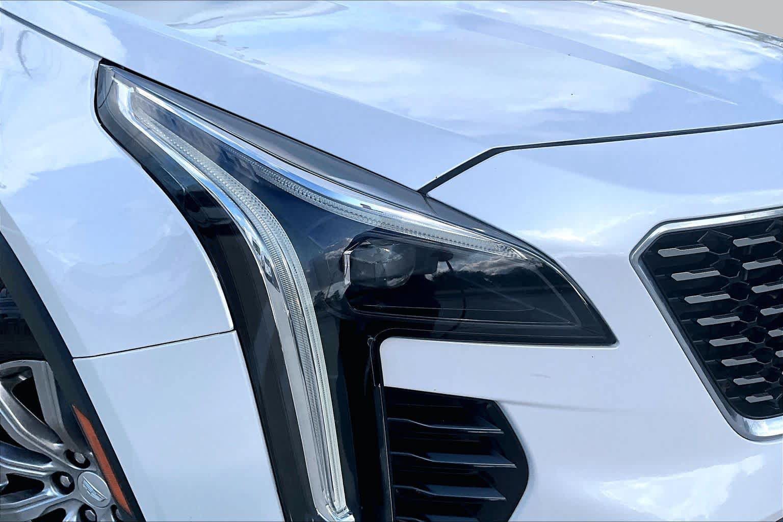 Used 2019 Cadillac XT4 Premium Luxury FWD image 26
