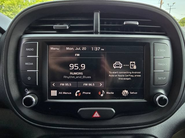 Used 2024 Kia Soul LX w/ Option Group 015 FWD image 18