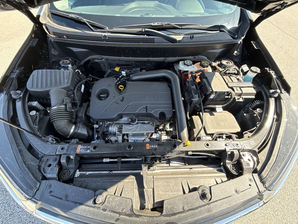 Used 2024 Chevrolet Equinox LT image 17