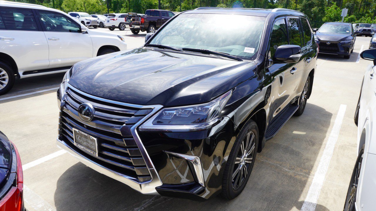 Used 2020 Lexus LX 570 4WD w/ Luxury Package image 1