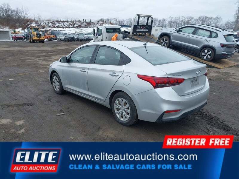 Used 2019 Hyundai Accent SE image 5