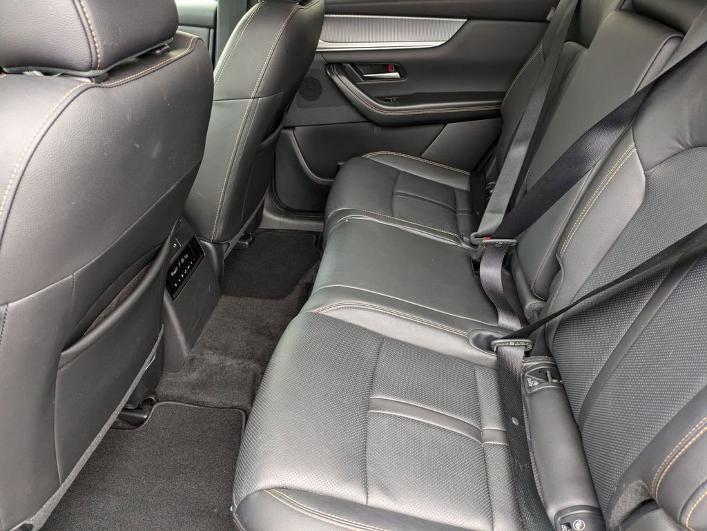 Used 2025 MAZDA CX-90 3.3 Turbo w/ Preferred Package image 27