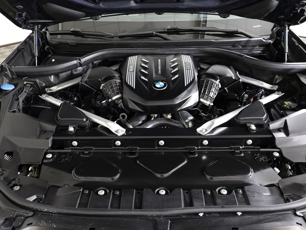 Used 2022 BMW X5 M50i AWD/4WD image 24