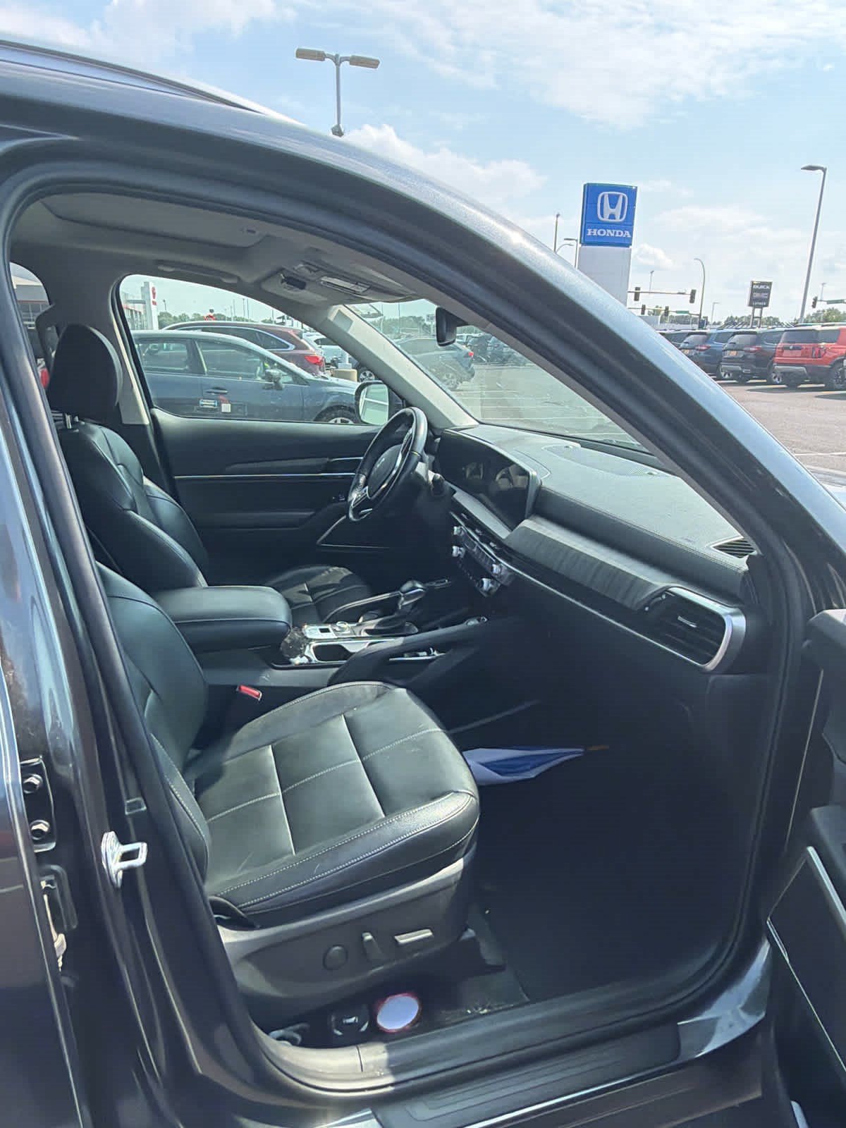 Used 2024 Kia Telluride EX AWD/4WD image 5