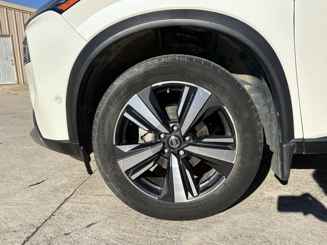 Used 2021 Nissan Rogue Platinum AWD/4WD image 9