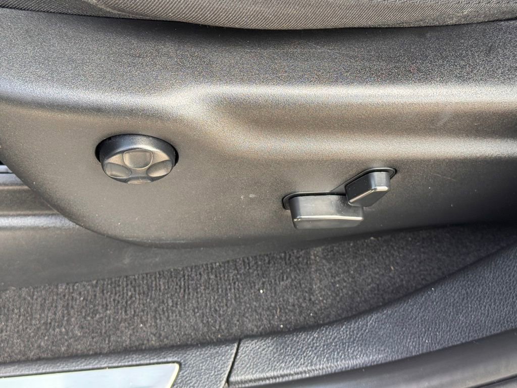 Used 2021 Jeep Grand Cherokee Limited image 18