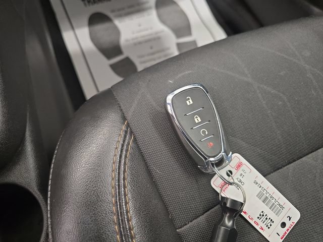 Used 2018 Chevrolet Trax LT w/ LT Convenience Package FWD image 26