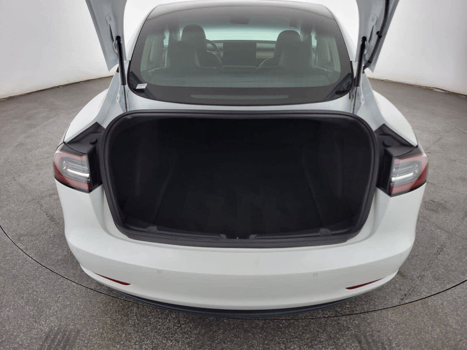Used 2018 Tesla Model 3 Long Range RWD image 14