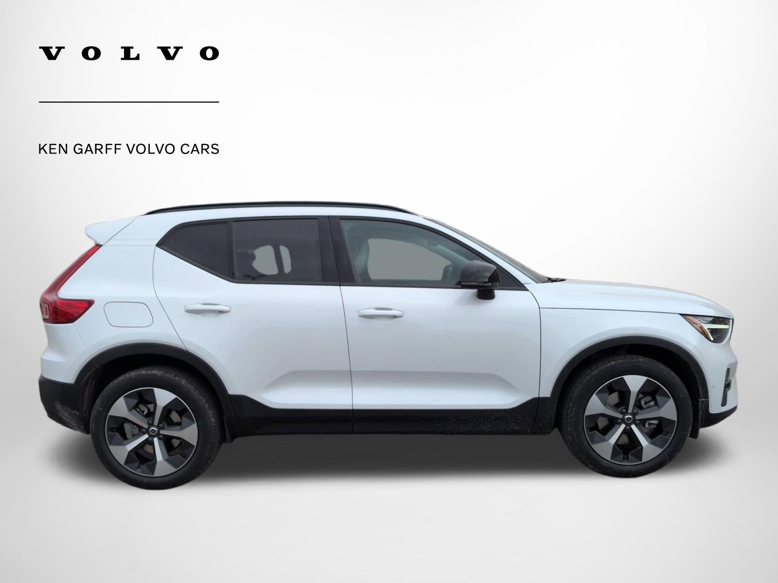 New 2026 Volvo XC40 B5 Plus w/ Protection Package Premier image 2