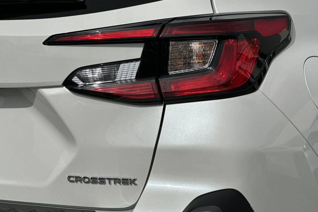 Used 2025 Subaru Crosstrek 2.5i Limited w/ Crosstrek Mirror Package AWD/4WD image 26