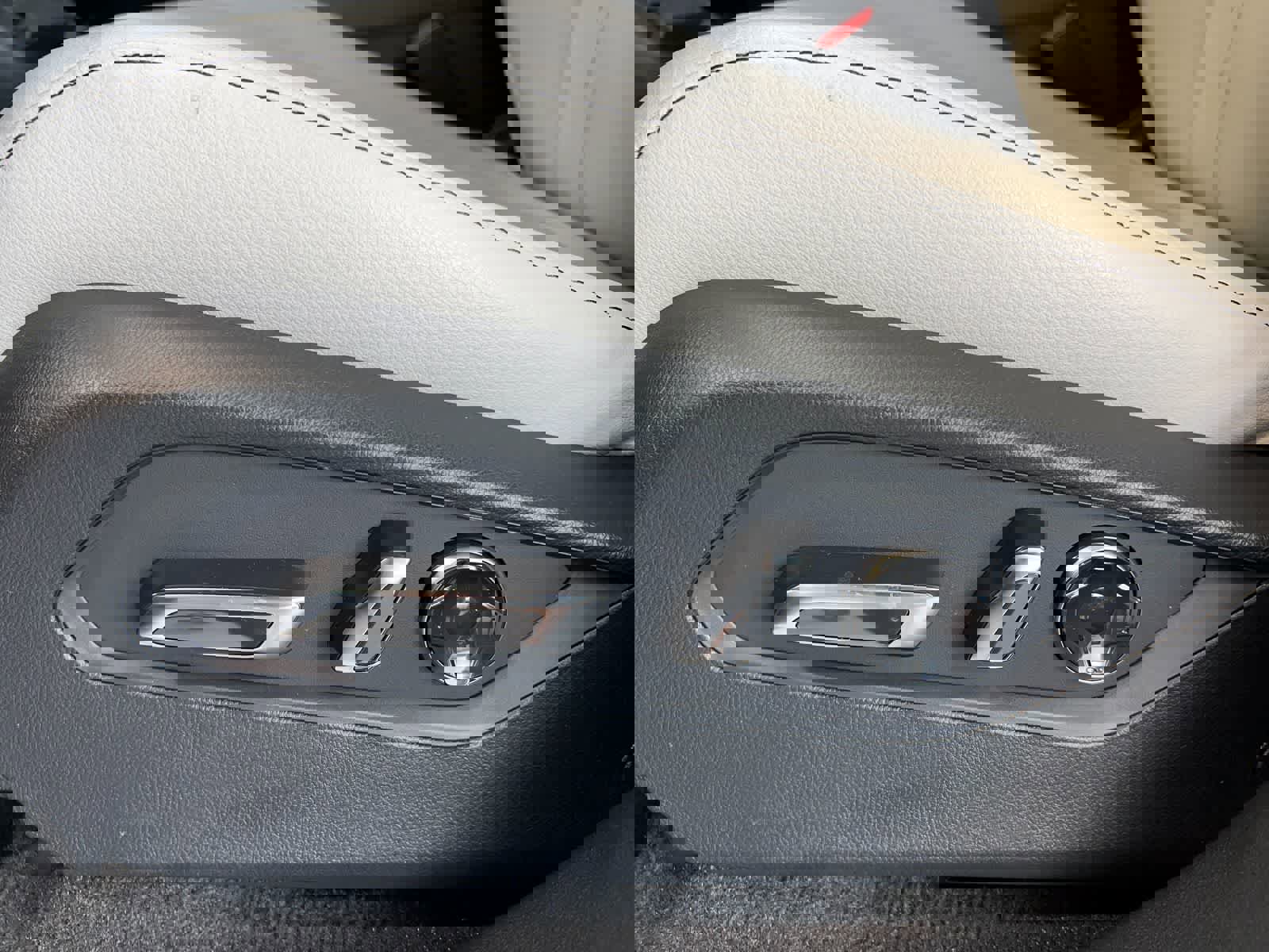 New 2026 Acura RDX SH-AWD image 14