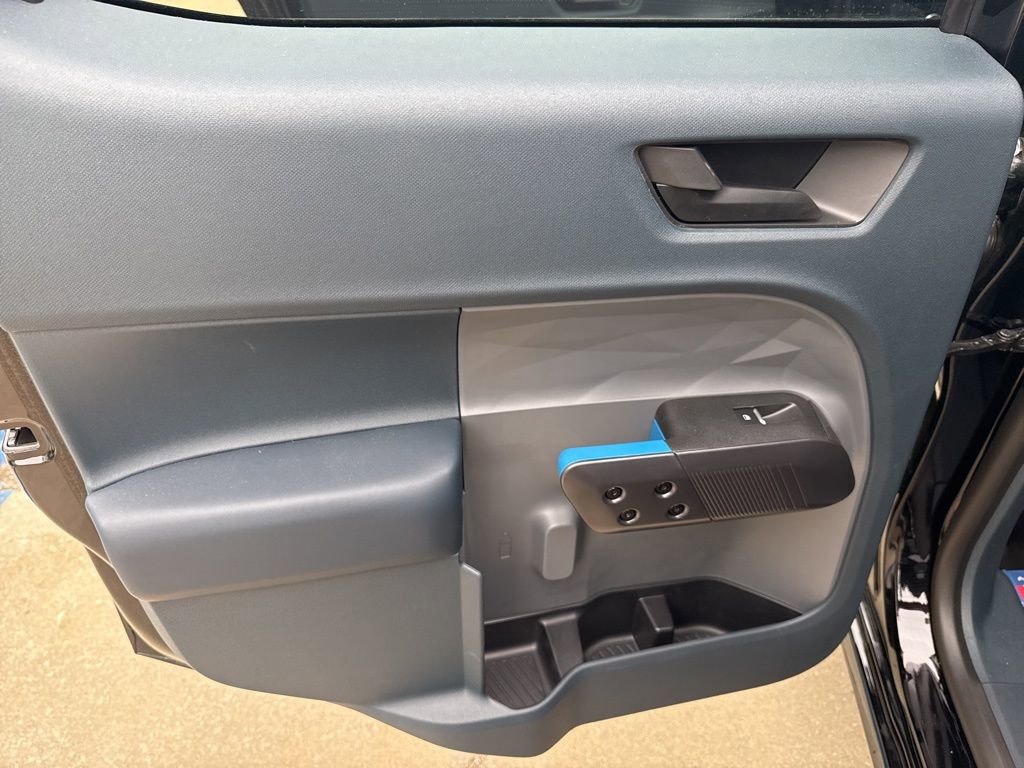 Used 2025 Ford Maverick Lobo AWD/4WD image 9