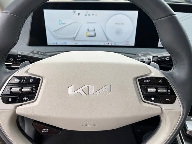 Used 2024 Kia EV6 Wind w/ Wind Technology Package AWD/4WD image 29