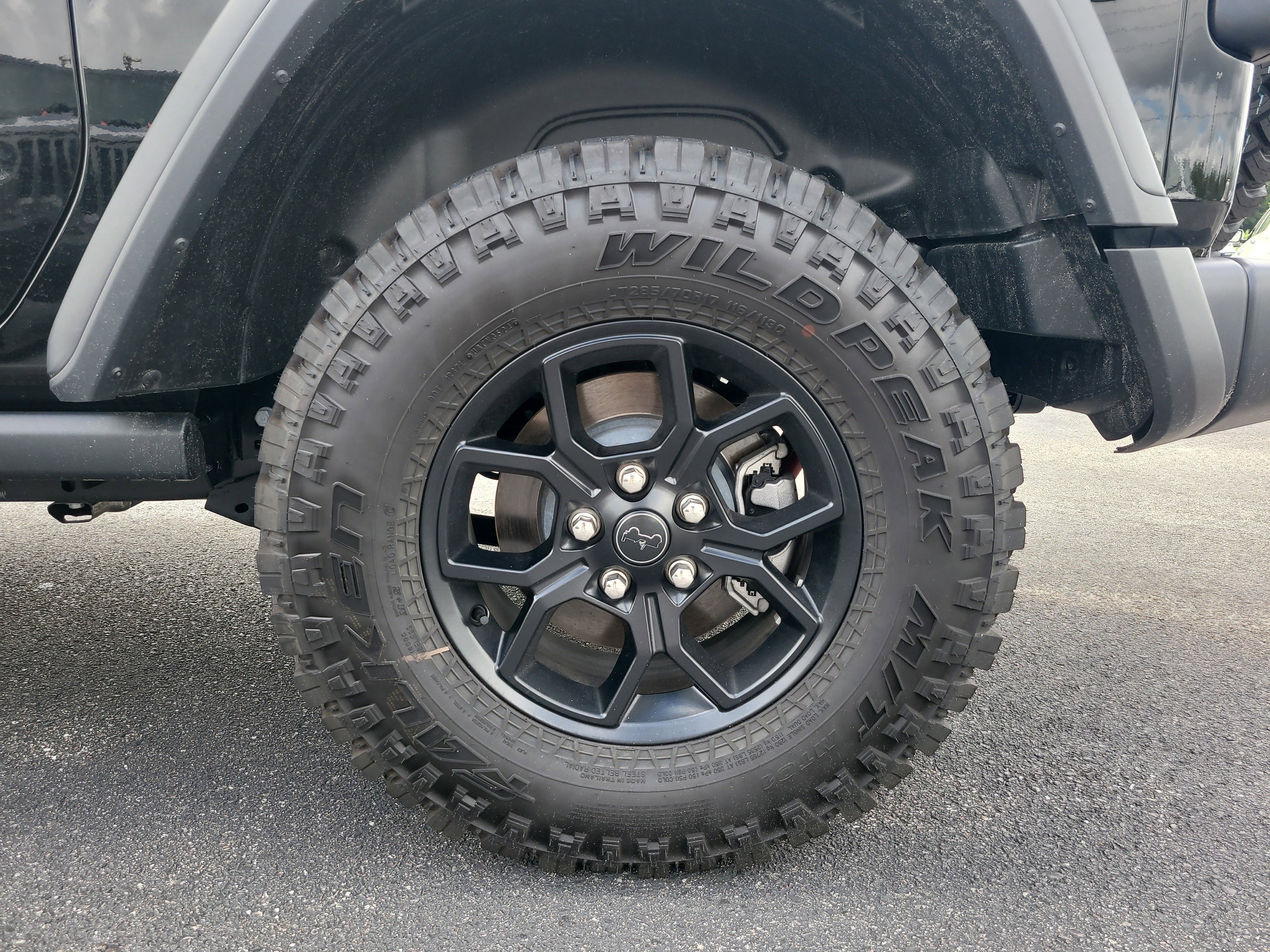 Used 2025 Jeep Wrangler Willys image 8