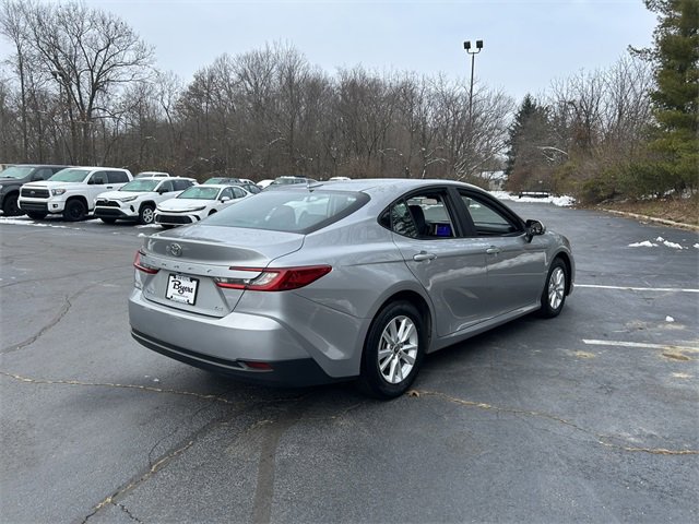 Used 2025 Toyota Camry LE image 24